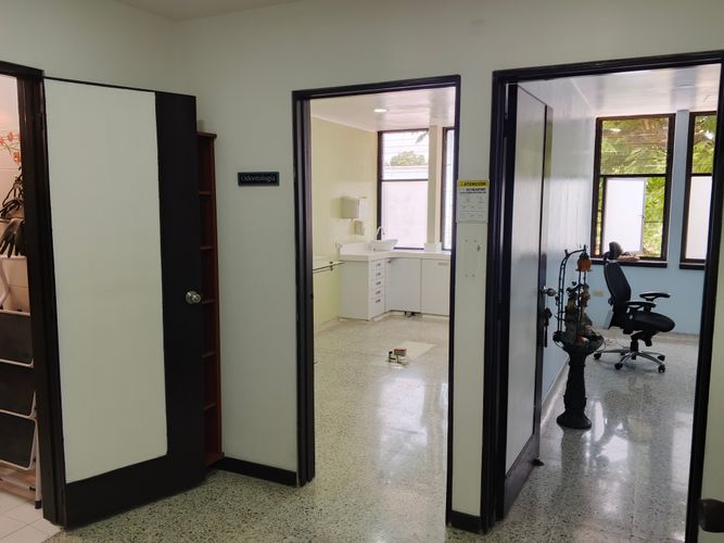 Consultorio en venta en El Cedro, Cali, 42 m² · foto 6 de 20