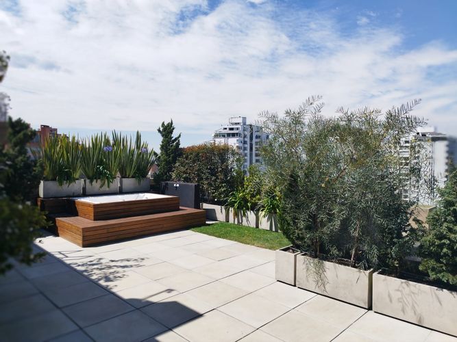Apartamento de 2 alcobas en venta en Los Rosales, Bogotá, 185 m² · foto 3 de 24