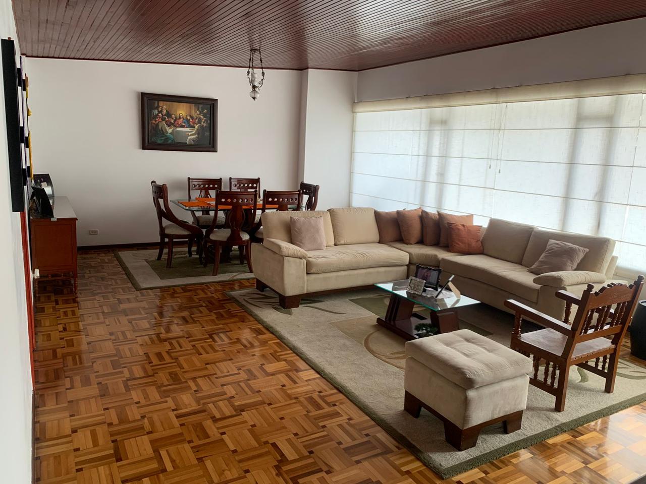 Apartamento en venta en Chico Norte, Bogotá · foto 3 de 20