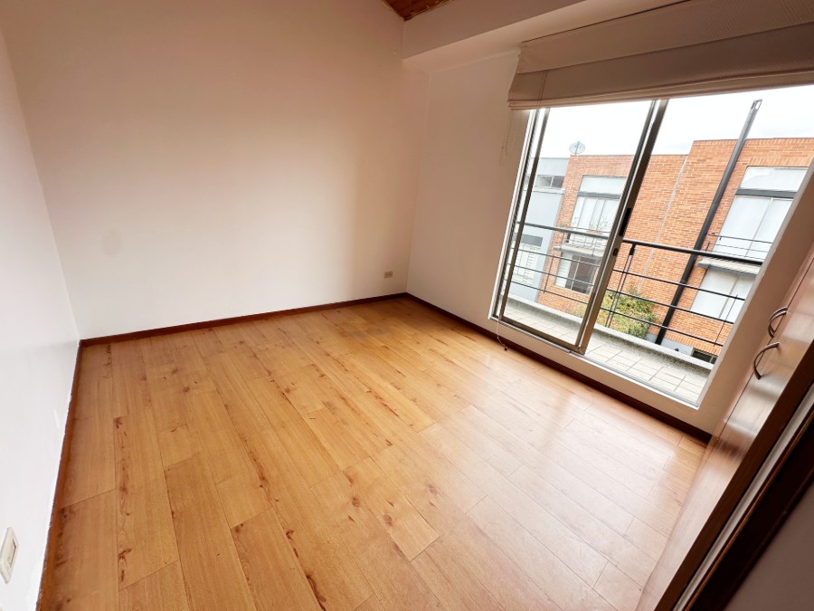 Casa en venta en Colina Campestre, Bogotá · foto 12 de 24