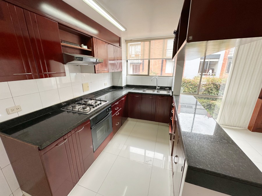 Casa en venta en Colina Campestre, Bogotá · foto 6 de 24