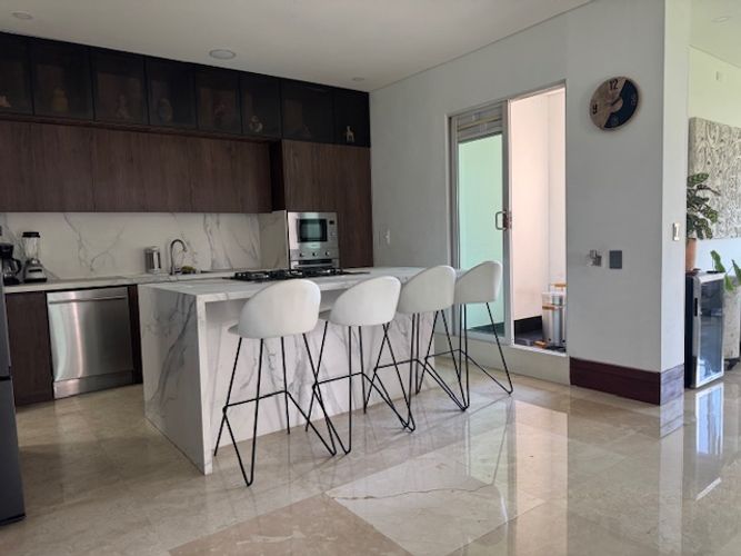 Apartamento de 4 alcobas en venta en Aguacatal, Cali, 320 m² · foto 3 de 20