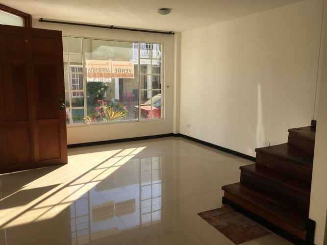 Casa de 3 alcobas en venta en Norte De Armenia, Armenia, 160 m² · foto 2 de 24