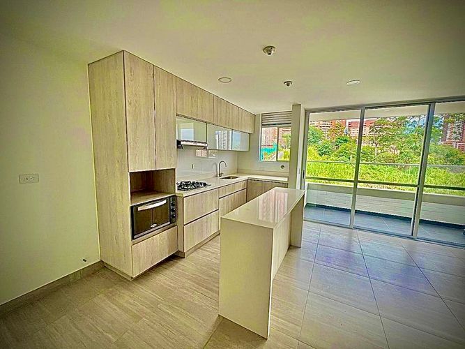 Apartamento de 2 alcobas en venta en La Doctora, Sabaneta, 78 m² · foto 2 de 12