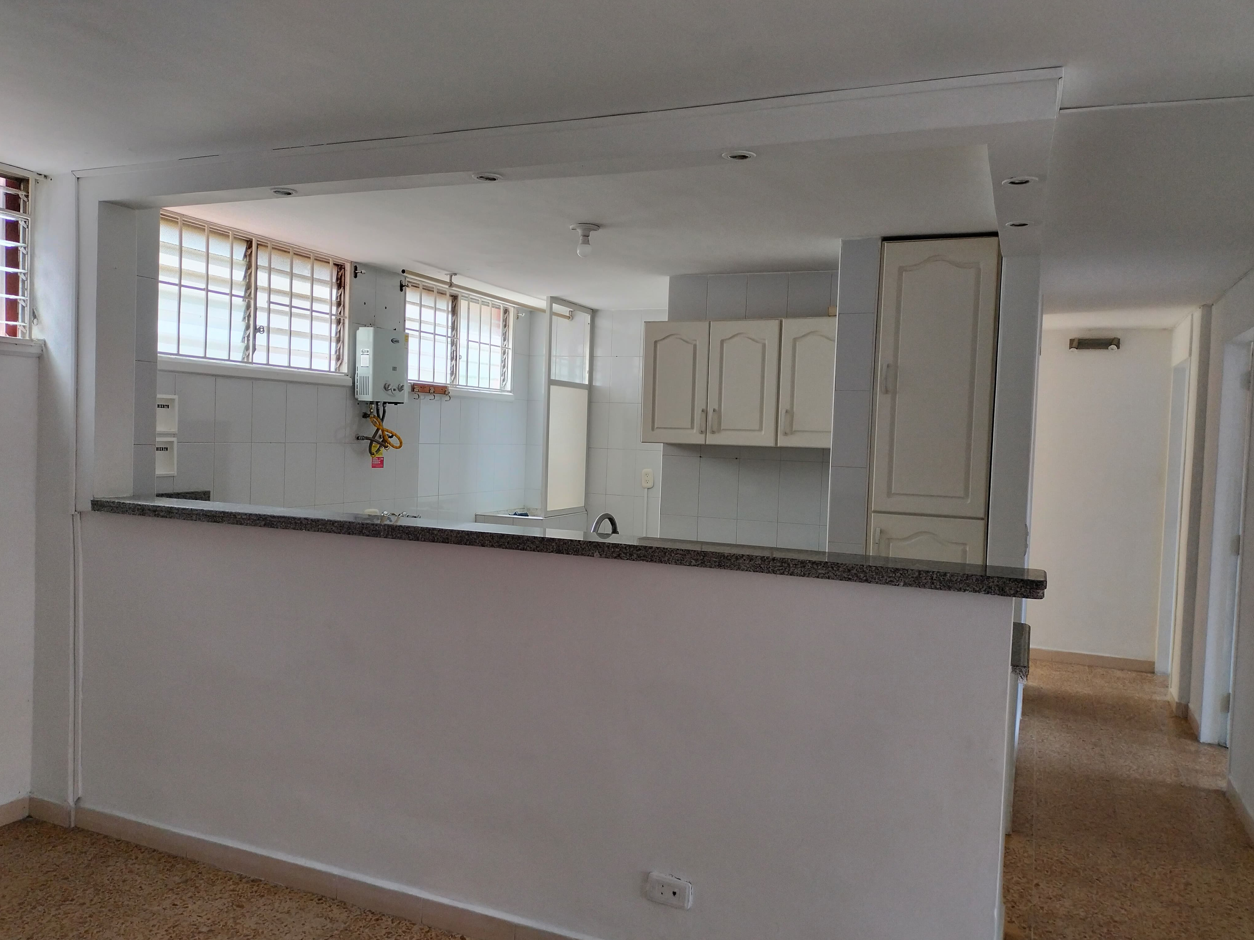 Apartamento en arriendo en El Poblado, Medellín · foto 7 de 17