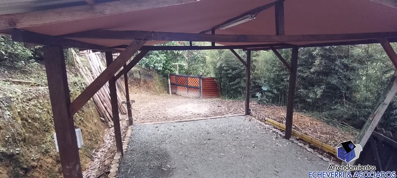 Casa de 2 alcobas en venta en La Tablaza, La Estrella, 1600 m² · foto 17 de 20
