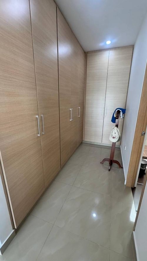 Casa de 5 alcobas en venta en Co. Portal Del Campo, Neiva, 335 m² · foto 19 de 21