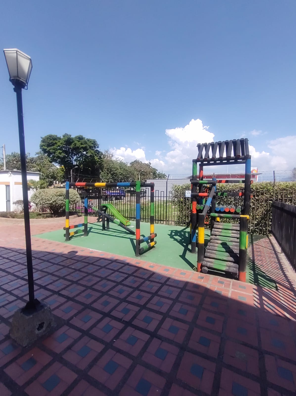 Casa en venta en Los Corales, Pereira · foto 24 de 24