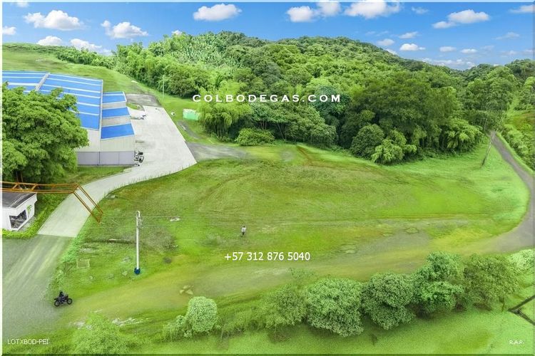 Lote en venta en Condina, Pereira, 2189 m² · foto 3 de 5