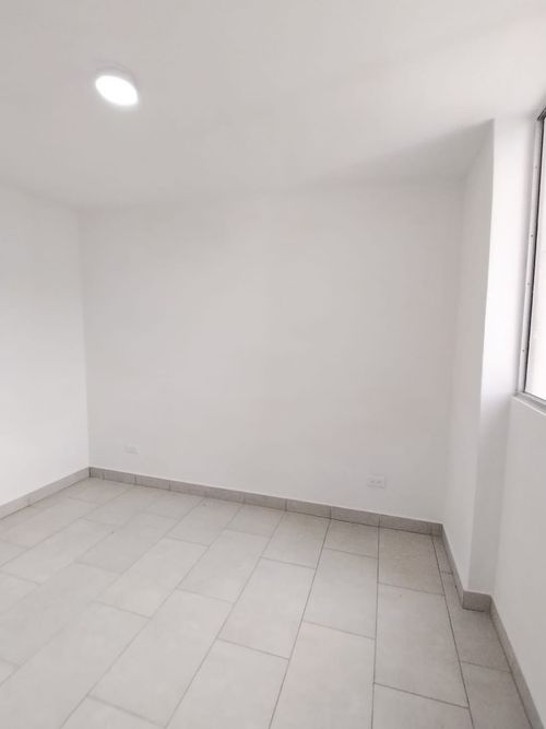 Apartamento de 2 alcobas en venta en Cuchillas De San Jose, Rionegro, 54 m² · foto 4 de 21