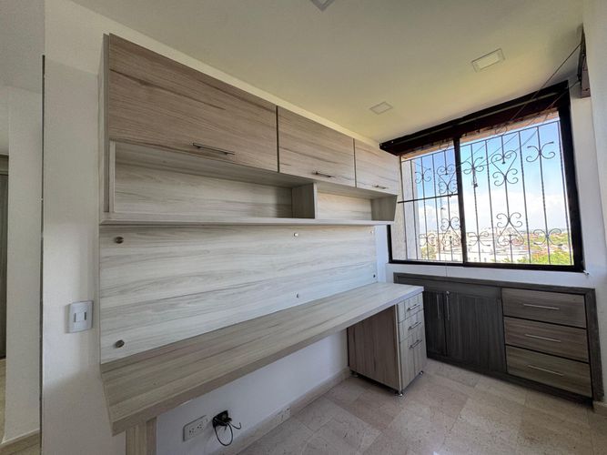 Apartamento de 4 alcobas en venta en La Hacienda, Cali, 220 m² · foto 21 de 24