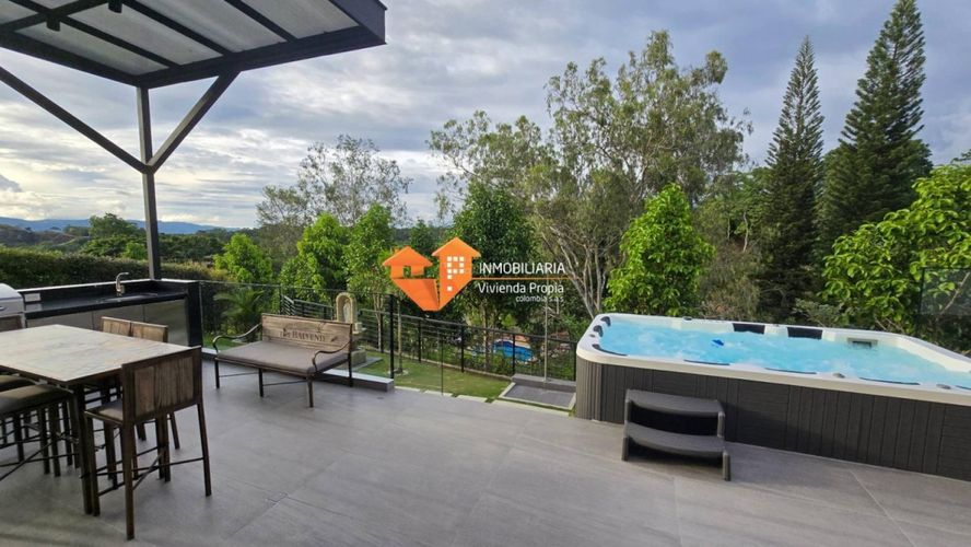 Casa de 4 alcobas en venta en Ruitoque, Floridablanca, 300 m² · foto 14 de 23