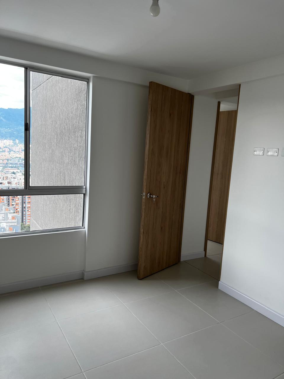 Apartamento en venta en Zona Rural, Itagüí · foto 7 de 14