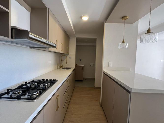 Apartamento de 3 alcobas en venta en Rionegro, 64 m² · foto 3 de 13