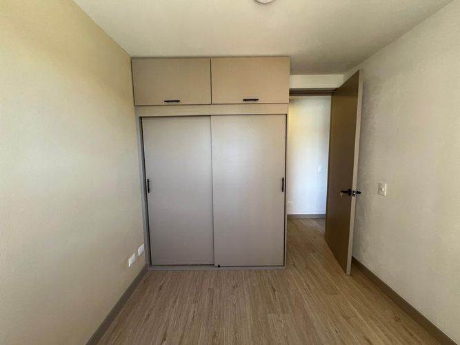 Apartamento de 3 alcobas en venta en Rionegro, 64 m² · foto 7 de 13