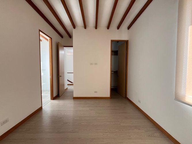 Casa de 3 alcobas en venta en Santa Elena, El Retiro, 220 m² · foto 12 de 20