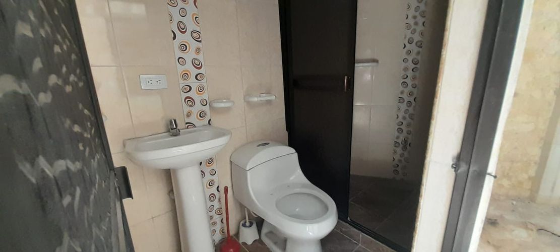 Casa de 3 alcobas en arriendo en Villa Nueva, Medellín, 80 m² · foto 7 de 13