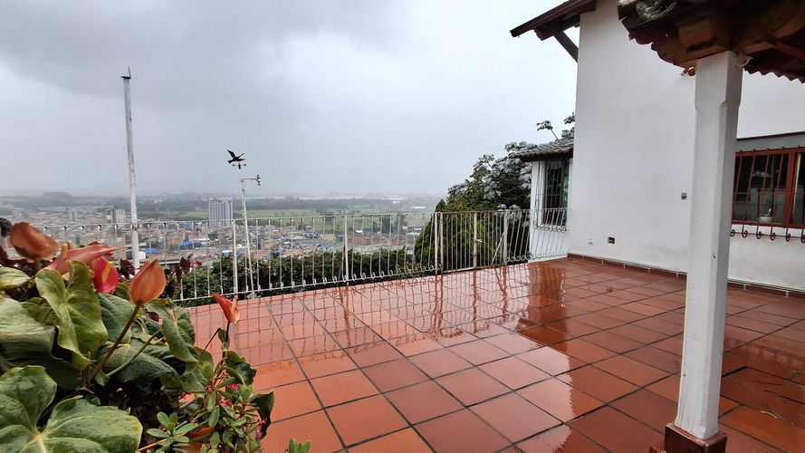 Casa de 5 alcobas en venta en Altos De Suba, Bogotá, 460 m² · foto 7 de 24