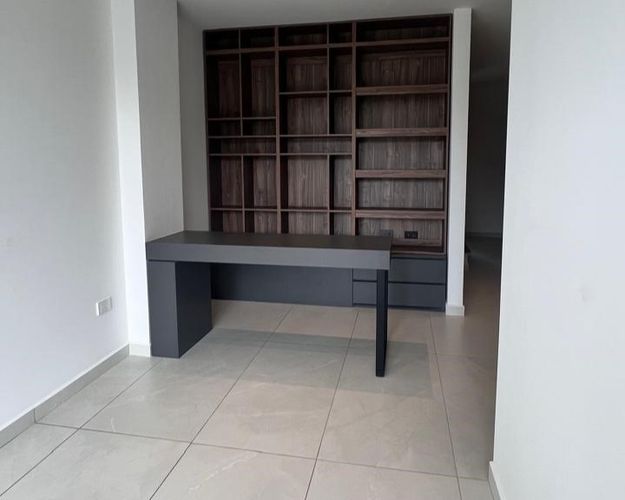 Casa de 5 alcobas en venta en Llano Grande, Rionegro, 235 m² · foto 10 de 14