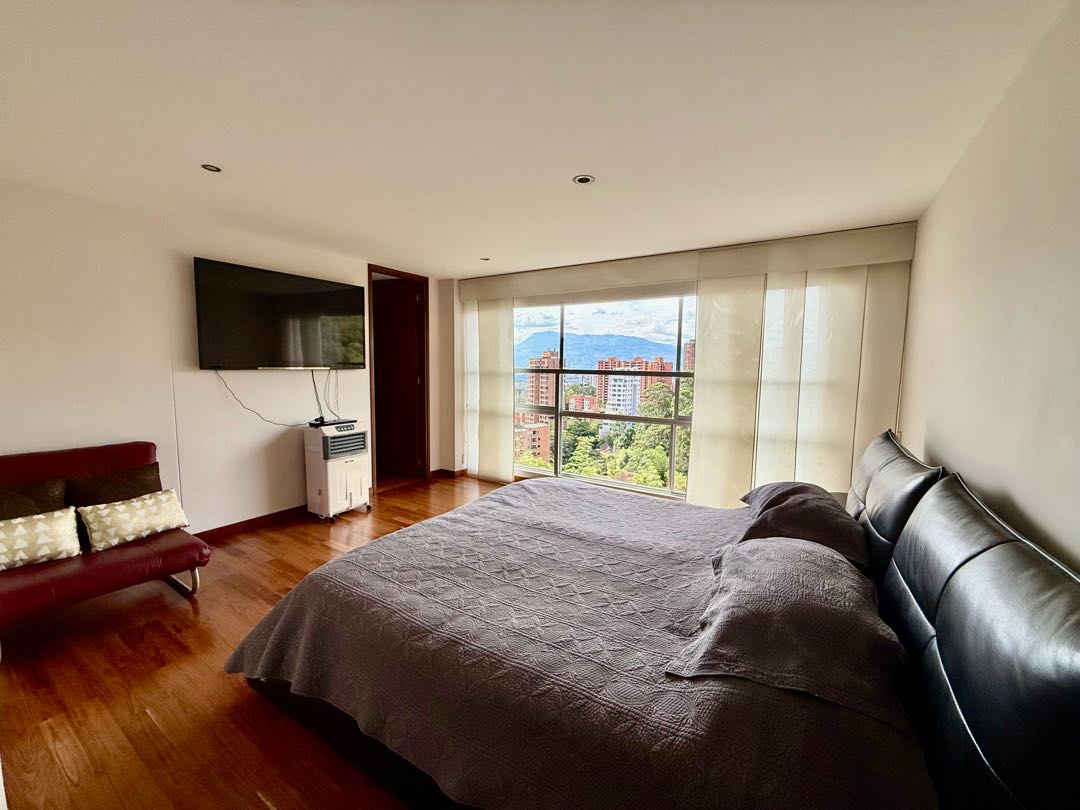 Apartamento en venta en Loma Benedictinos, Envigado · foto 23 de 24