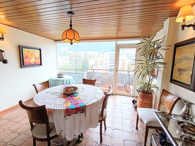 Apartamento de 3 alcobas en venta en Chapinero, Bogotá, 223 m² · foto 13 de 24