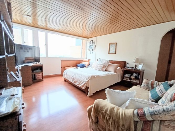 Apartamento de 3 alcobas en venta en Chapinero, Bogotá, 223 m² · foto 16 de 24