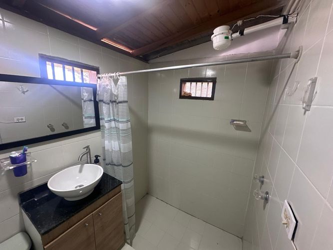 Casa de 2 alcobas en arriendo en Chaparral, Guarne, 800 m² · foto 8 de 17
