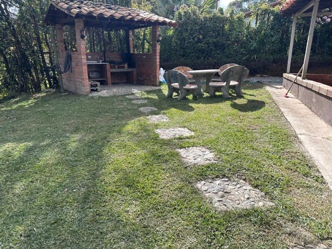 Casa de 2 alcobas en arriendo en Chaparral, Guarne, 800 m² · foto 10 de 17