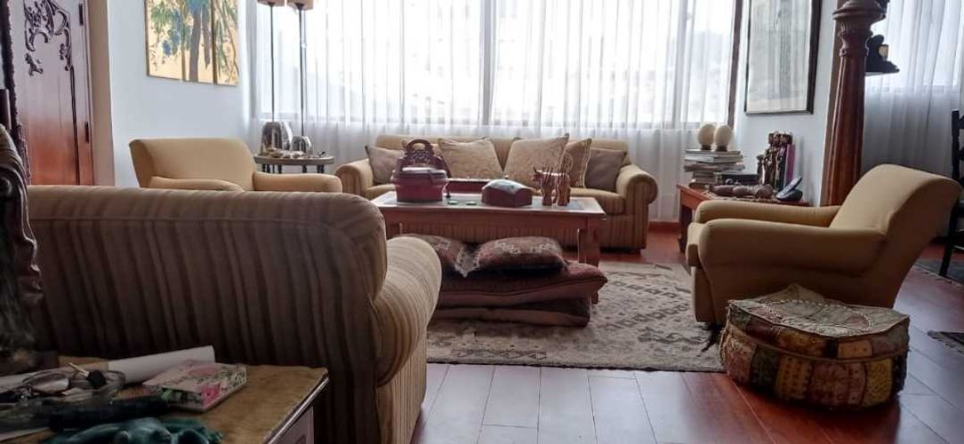 Apartamento de 2 alcobas en venta en Santa Ana Oriental, Bogotá, 115 m² · foto 2 de 17