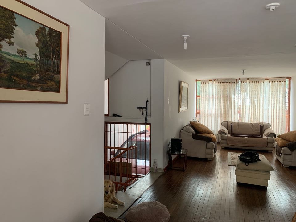 Casa en venta en San Luis, Bogotá · foto 10 de 24