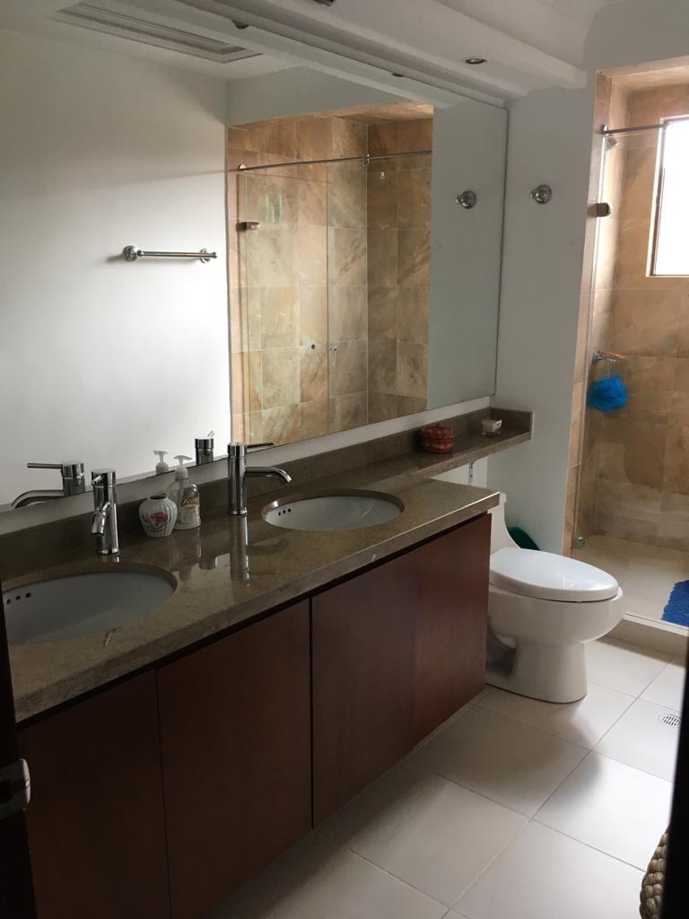 Apartamento en venta en Santa Barbara, Bogotá · foto 9 de 20