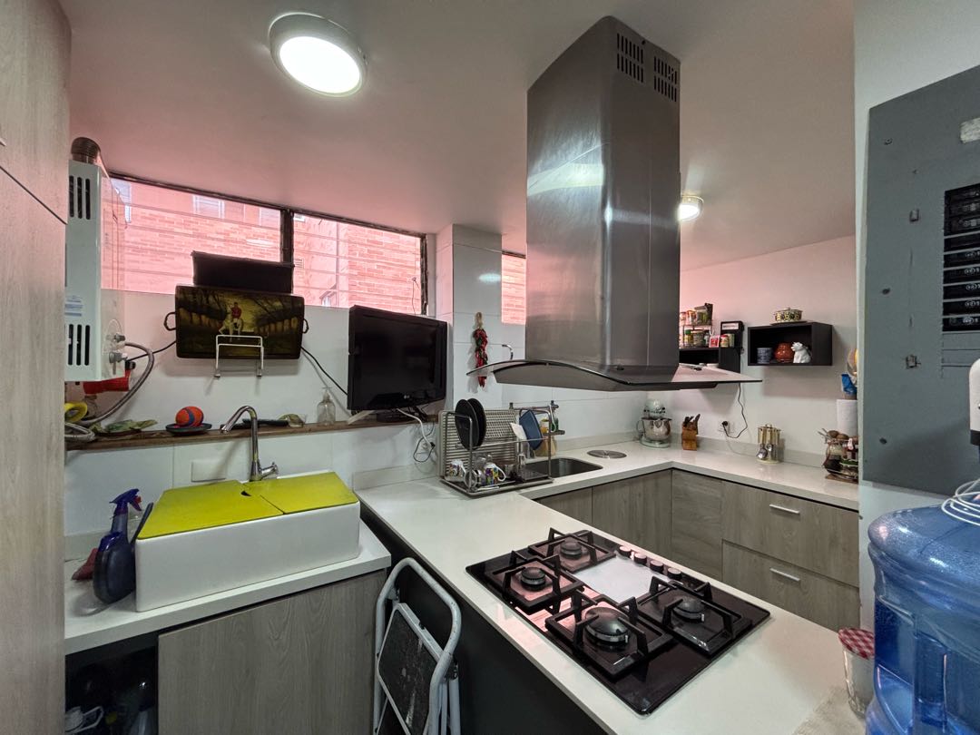Apartamento en venta en San Patricio, Bogotá · foto 3 de 24