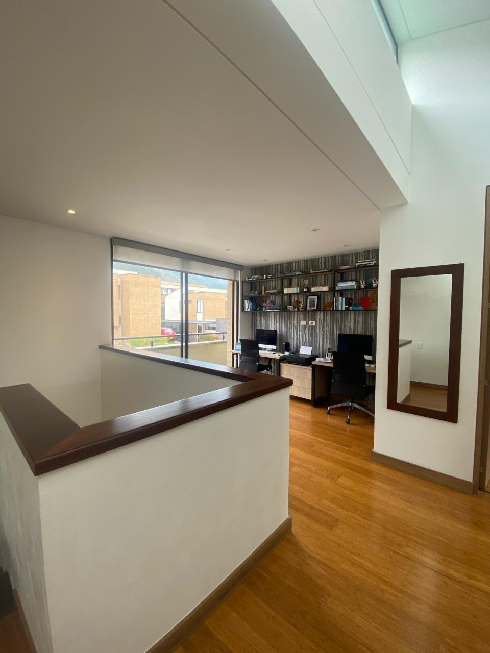 Casa en venta en El Misterio, Cajicá · foto 2 de 18