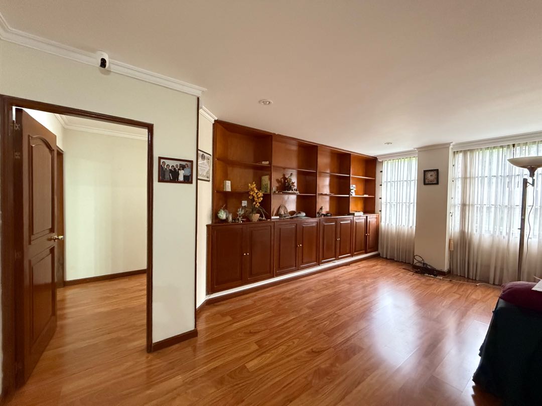 Apartamento en venta en Santa Barbara, Bogotá · foto 8 de 15