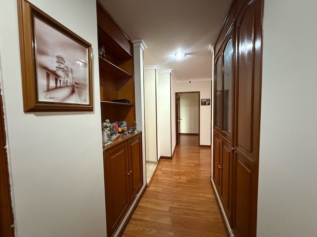 Apartamento en venta en Santa Barbara, Bogotá · foto 10 de 15