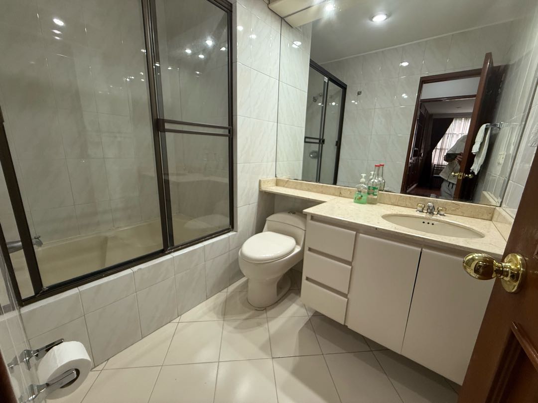 Apartamento en venta en Santa Barbara, Bogotá · foto 12 de 15