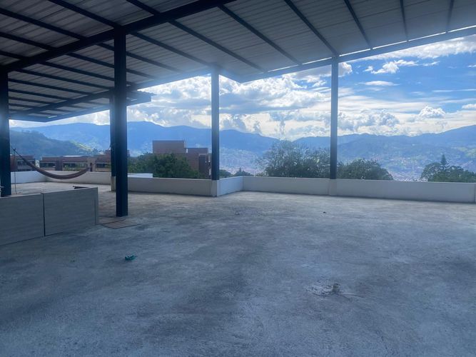 Local en arriendo en Escobero, Envigado, 400 m² · foto 3 de 18