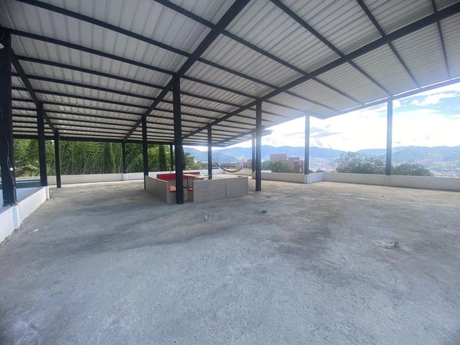 Local en arriendo en Escobero, Envigado, 400 m² · foto 9 de 18