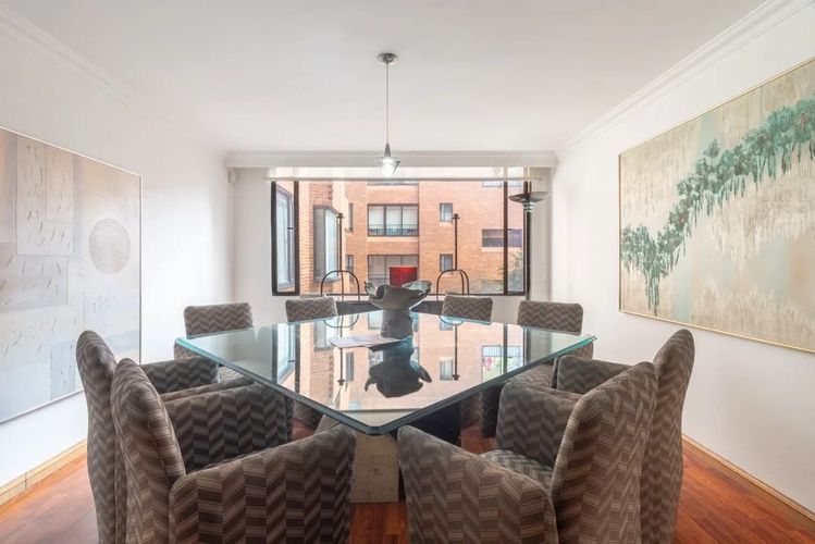 Apartamento de 3 alcobas en venta en Los Rosales, Bogotá, 178 m² · foto 5 de 17