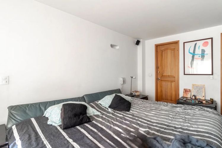 Apartamento de 3 alcobas en venta en Los Rosales, Bogotá, 178 m² · foto 14 de 17