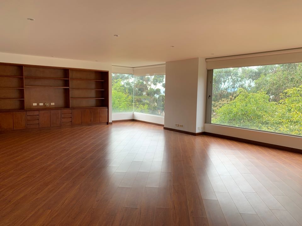Apartamento en venta en Los Rosales, Bogotá · foto 7 de 22