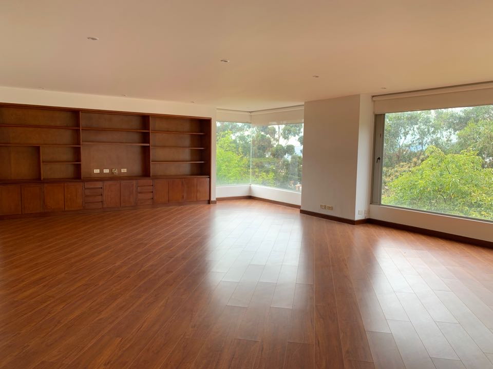 Apartamento en venta en Los Rosales, Bogotá · foto 8 de 22