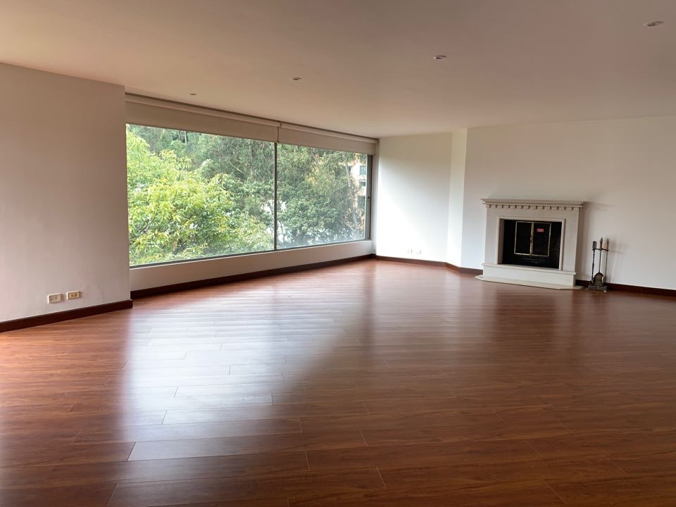 Apartamento en venta en Los Rosales, Bogotá · foto 9 de 22