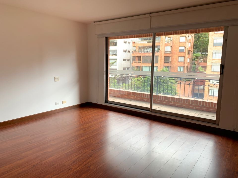 Apartamento en venta en Los Rosales, Bogotá · foto 14 de 22
