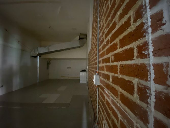 Local en arriendo en El Poblado, Medellín, 32 m² · foto 3 de 3