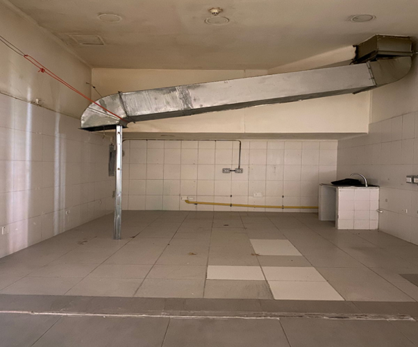 Local en arriendo en El Poblado, Medellín, 32 m² · foto 2 de 3