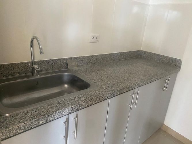 Oficina en arriendo en El Poblado, Medellín, 70 m² · foto 8 de 16
