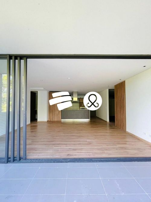 Apartamento de 3 alcobas en venta en Altos Del Poblado, Medellín, 117 m² · foto 2 de 15