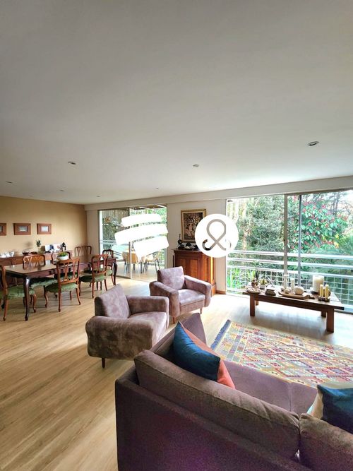 Casa de 3 alcobas en venta en Urbanización Las Cumbres, Medellín, 271 m² · foto 10 de 24