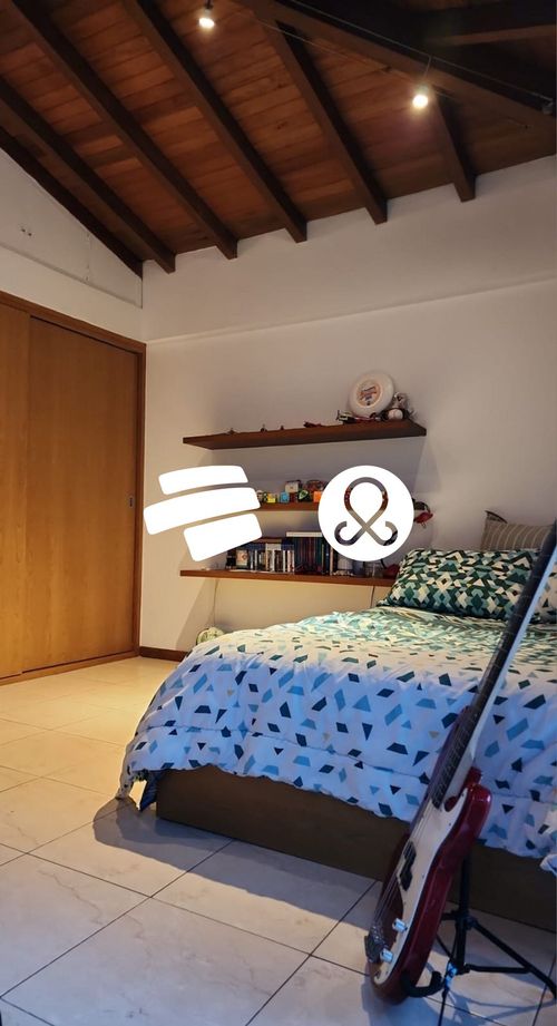 Casa de 3 alcobas en venta en Urbanización Las Cumbres, Medellín, 271 m² · foto 22 de 24